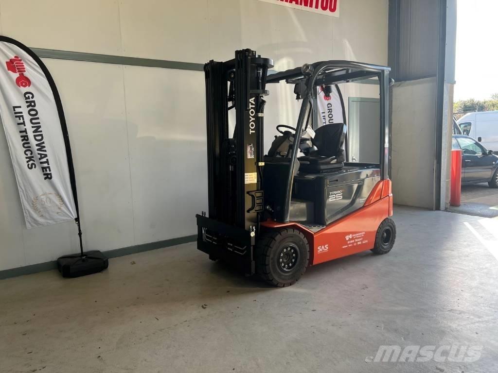 Toyota 8 FBMKT 25 Wózki elektryczne