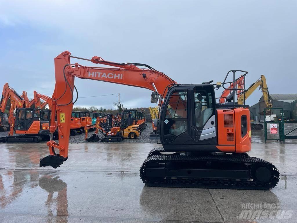 Hitachi ZX 135 US-6 Koparki gąsienicowe