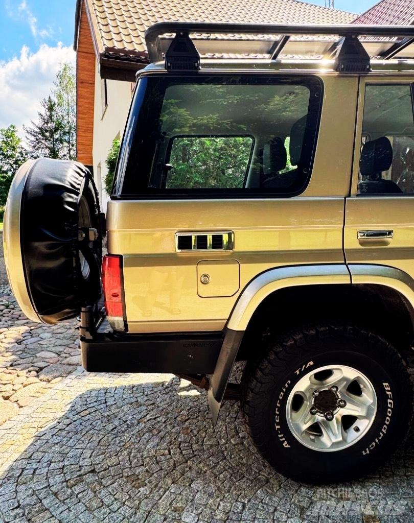 Toyota Landcruiser Pojazdy terenowe