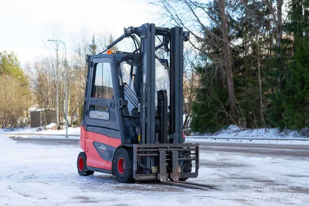 Linde E 25 Wózki elektryczne