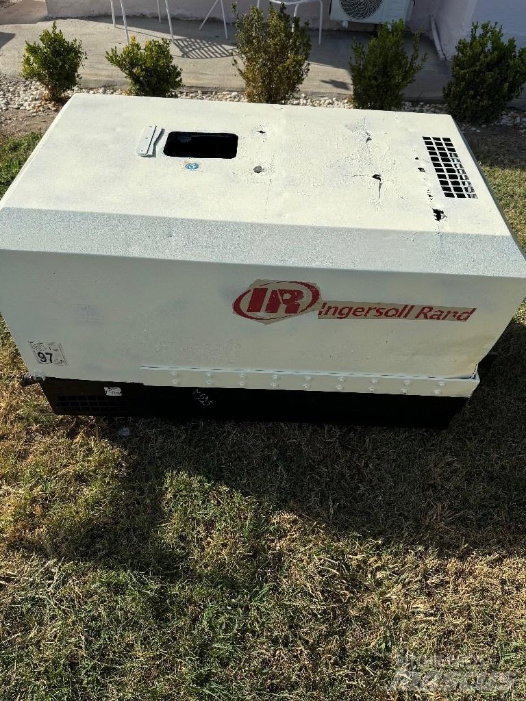 Ingersoll Rand R-105 Kompresory