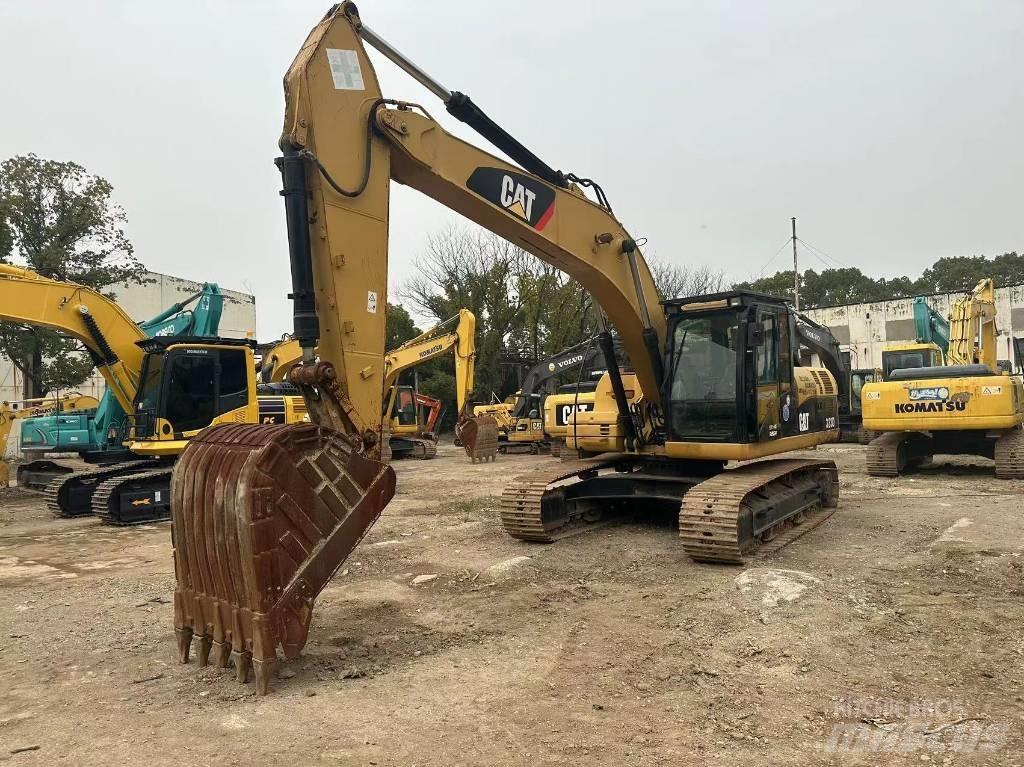 CAT 323D Koparki gąsienicowe