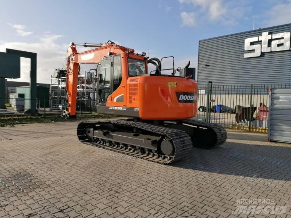 Doosan DX 235 LCR-5 Koparki gąsienicowe