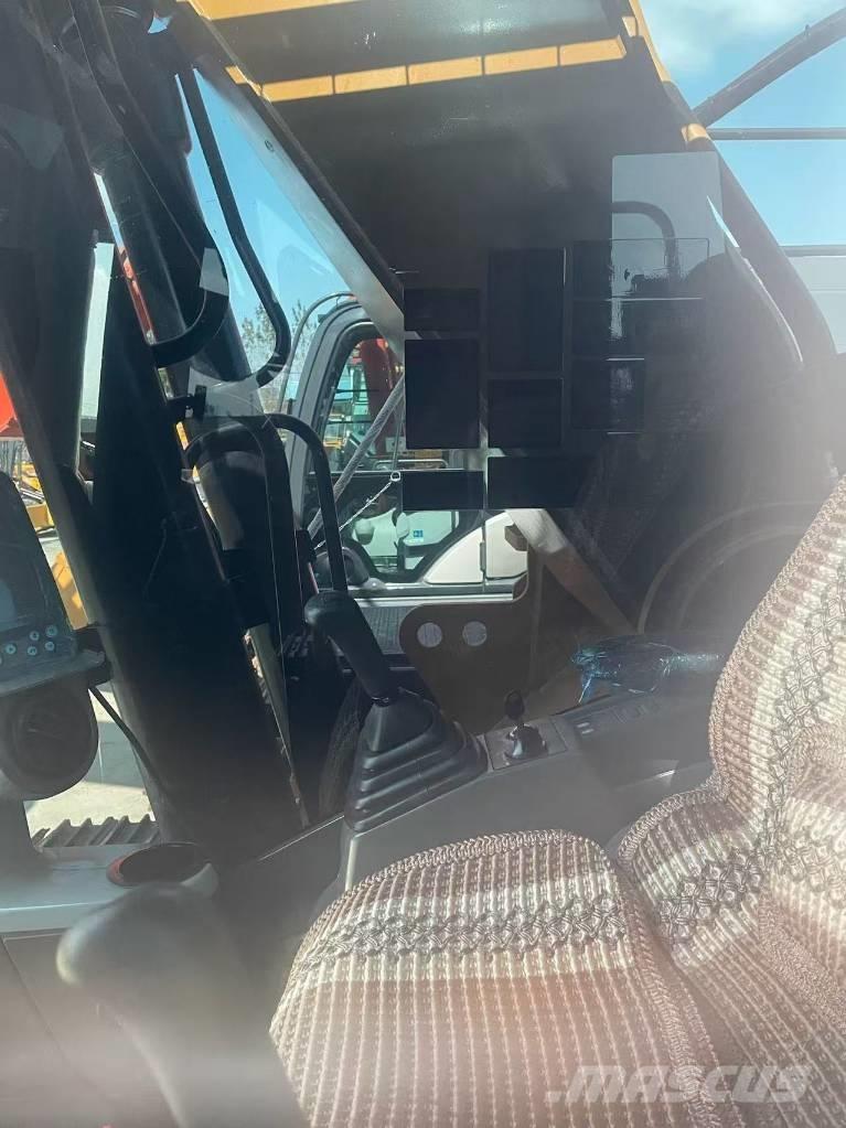 CAT 330D2 Koparki gąsienicowe