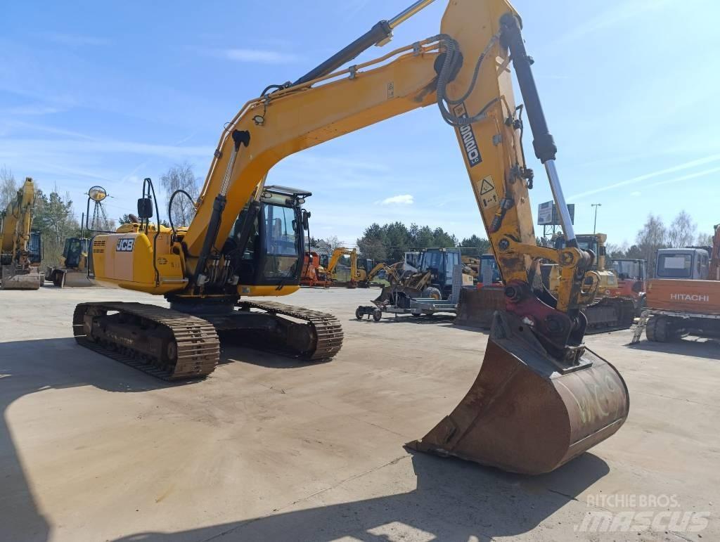 JCB JS 220 Koparki gąsienicowe