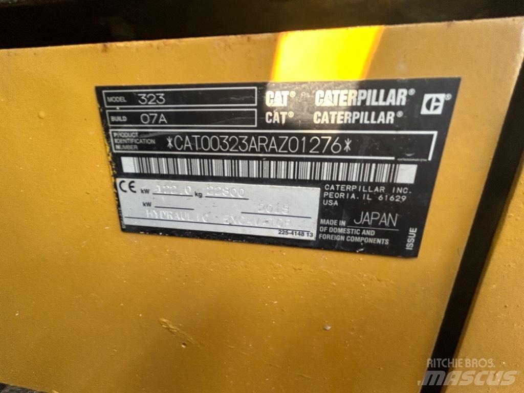 CAT 323 Nextgen Koparki gąsienicowe