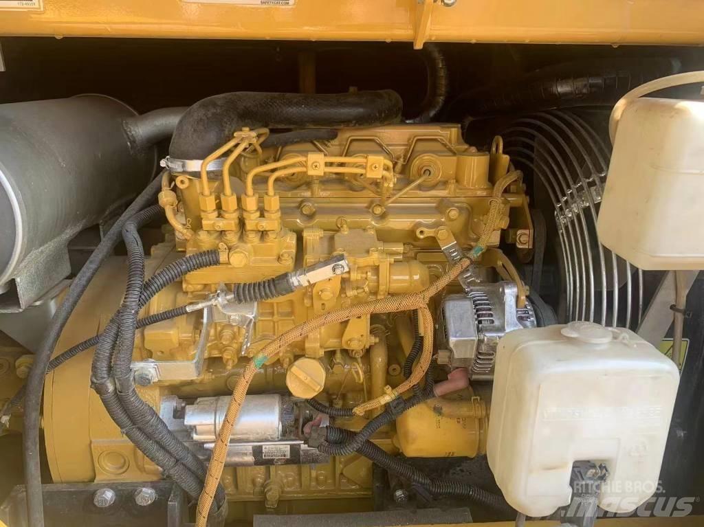 CAT 307E Koparki gąsienicowe