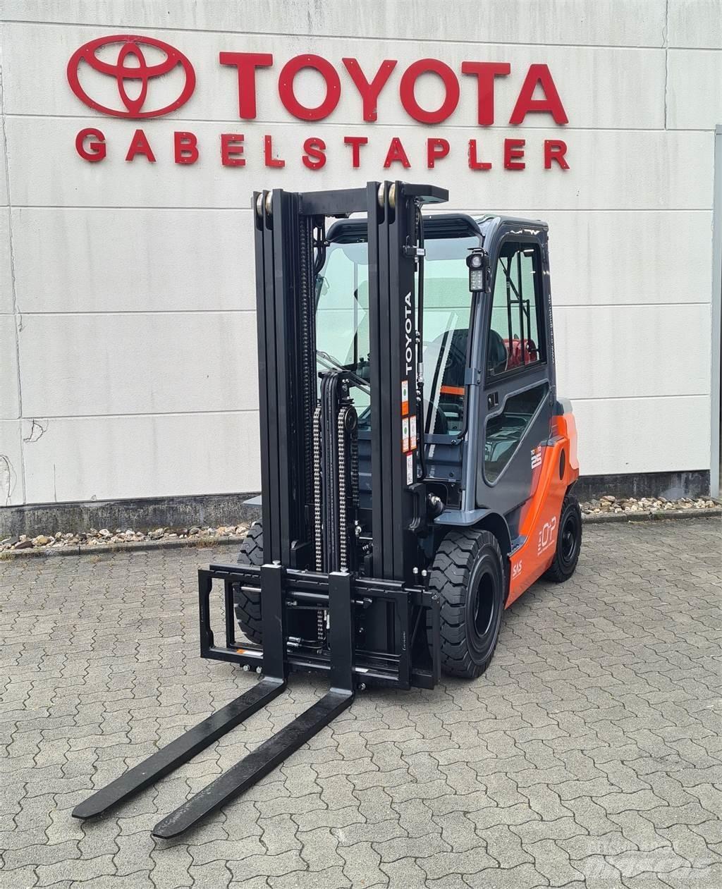 Toyota 02-8FGF25 Wózki LPG