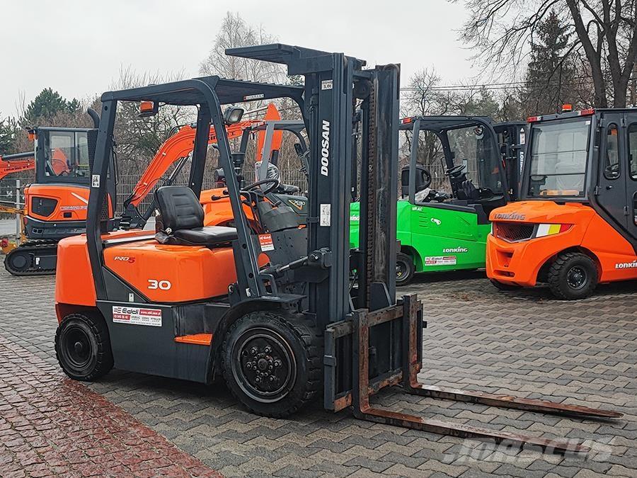 Doosan D30G Wózki Diesla