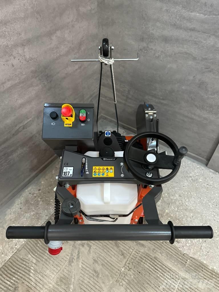 Husqvarna FS600E Maszyny budowlane - Inne