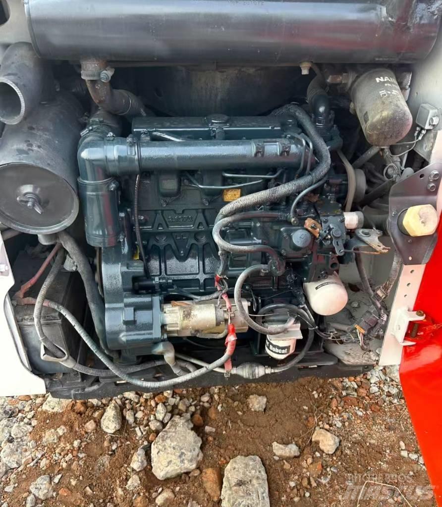 Bobcat S 130 Ładowarki burtowe