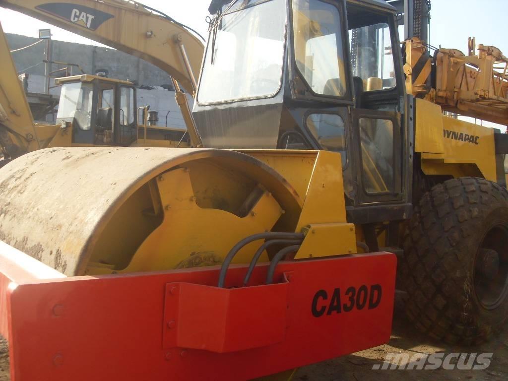 Dynapac CA 30 D Walce jednobębnowe