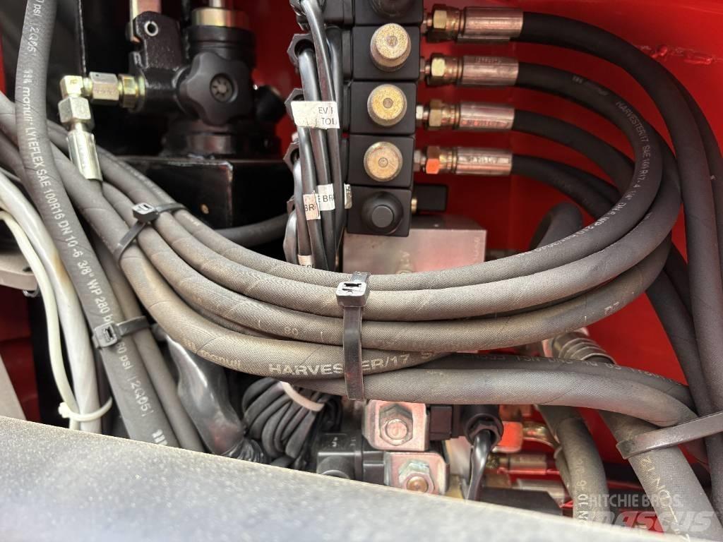 Manitou 150 AET 2 Podnośniki przegubowe