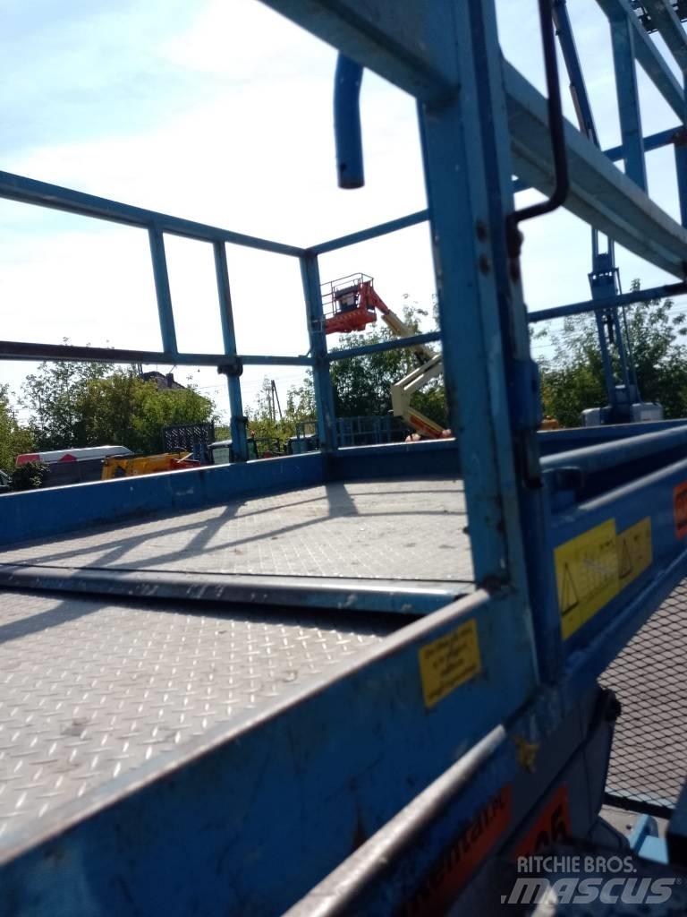 Genie GS 4390 Podnośniki nożycowe