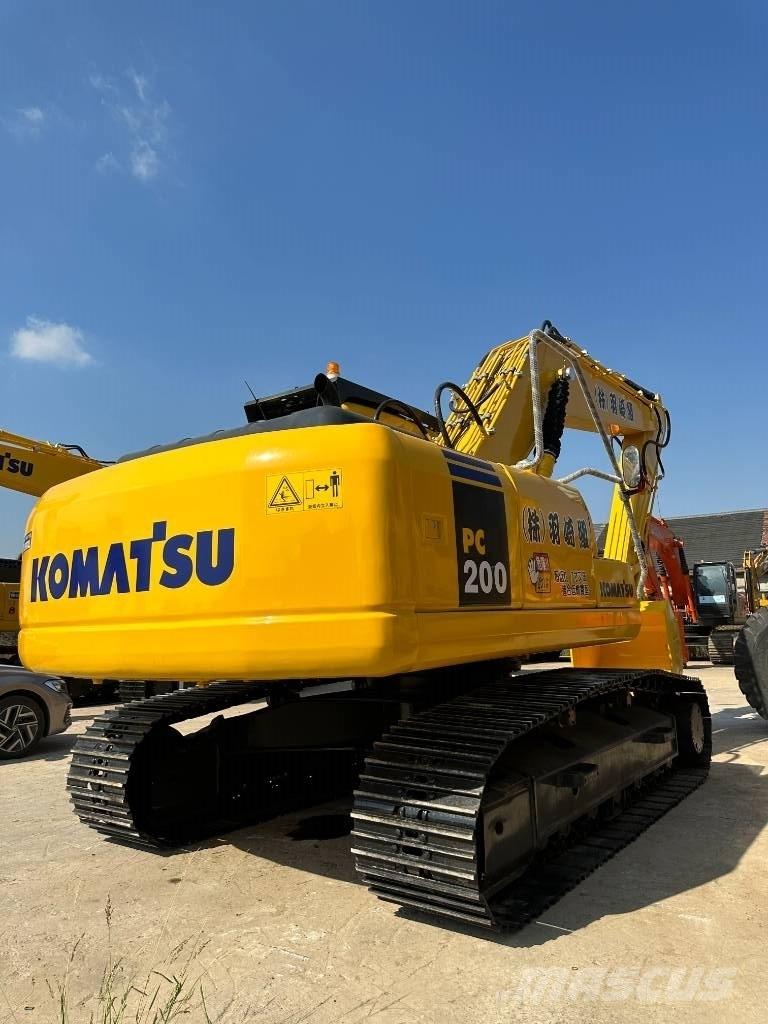 Komatsu PC 200-7 Koparki gąsienicowe