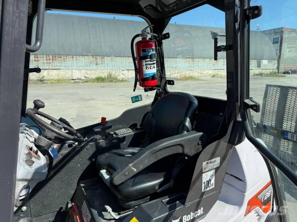 Bobcat L 28 Ładowarki teleskopowe