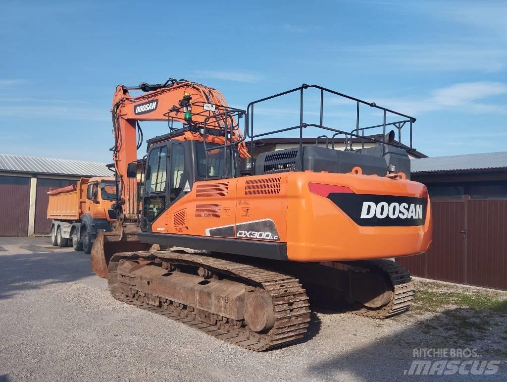 Doosan DX 300 LC Koparki gąsienicowe
