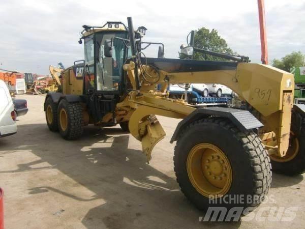 CAT 140M Równiarki
