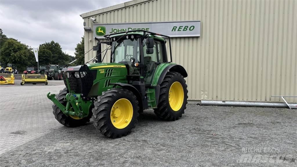 John Deere 6120M Mikrociągniki
