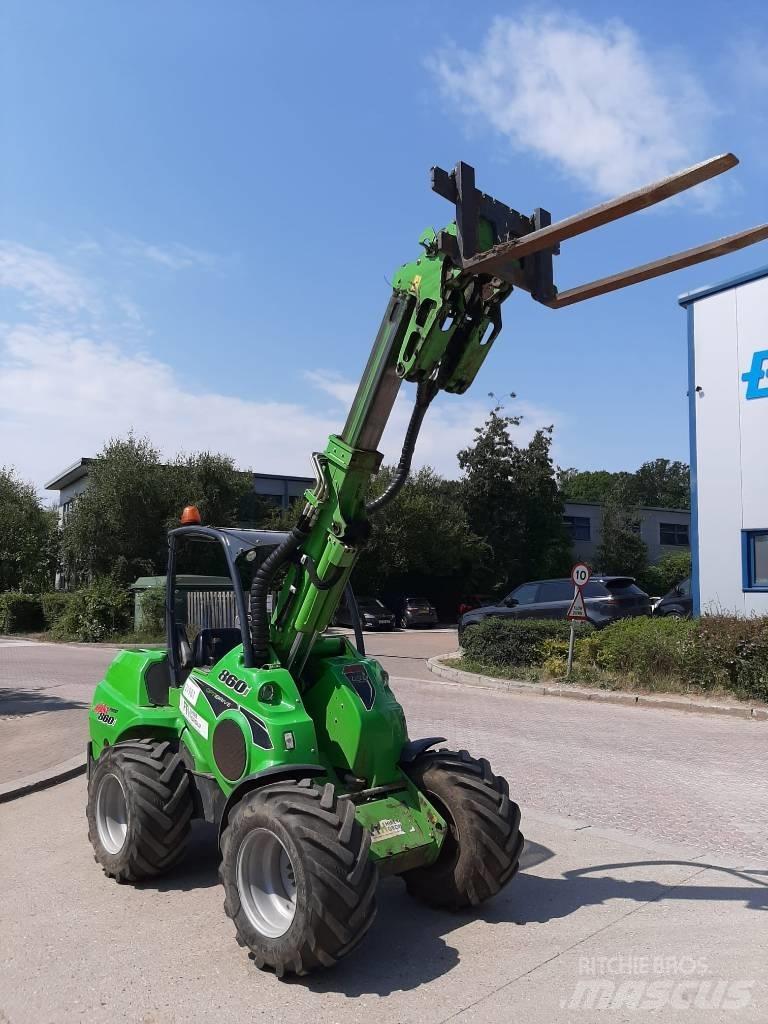 Avant 860 i Ładowarki wielofunkcyjne