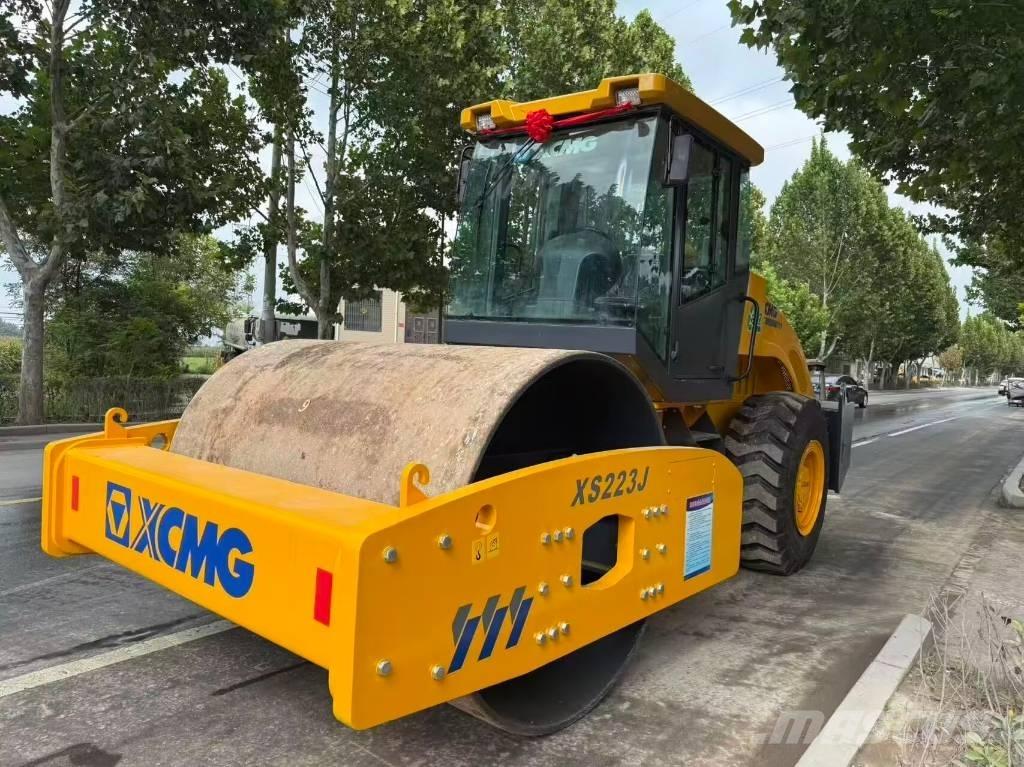 XCMG XS 223 J Walce jednobębnowe