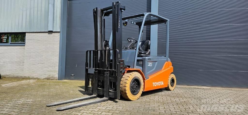 Toyota 8FBMT40 Wózki elektryczne