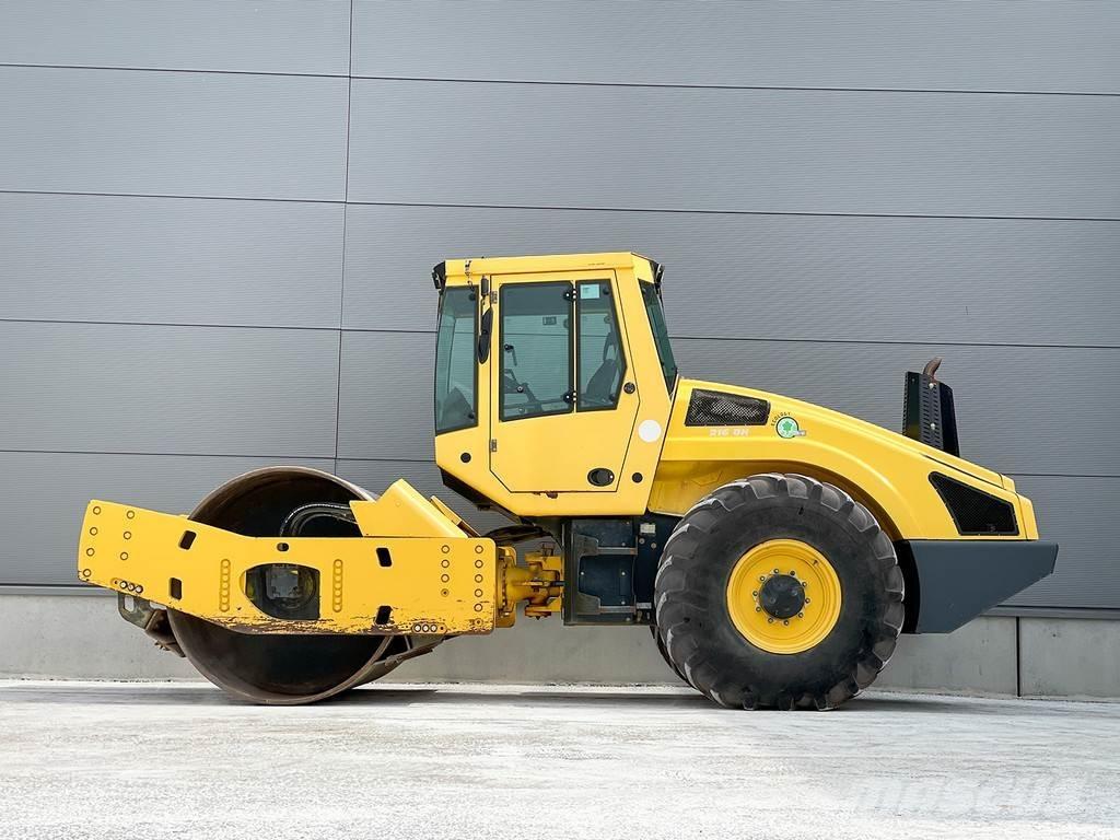 Bomag BW 216 DH-4i Walce jednobębnowe