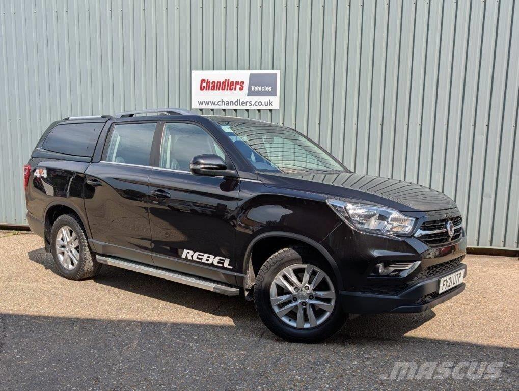 Ssangyong Musso Samochody osobowe