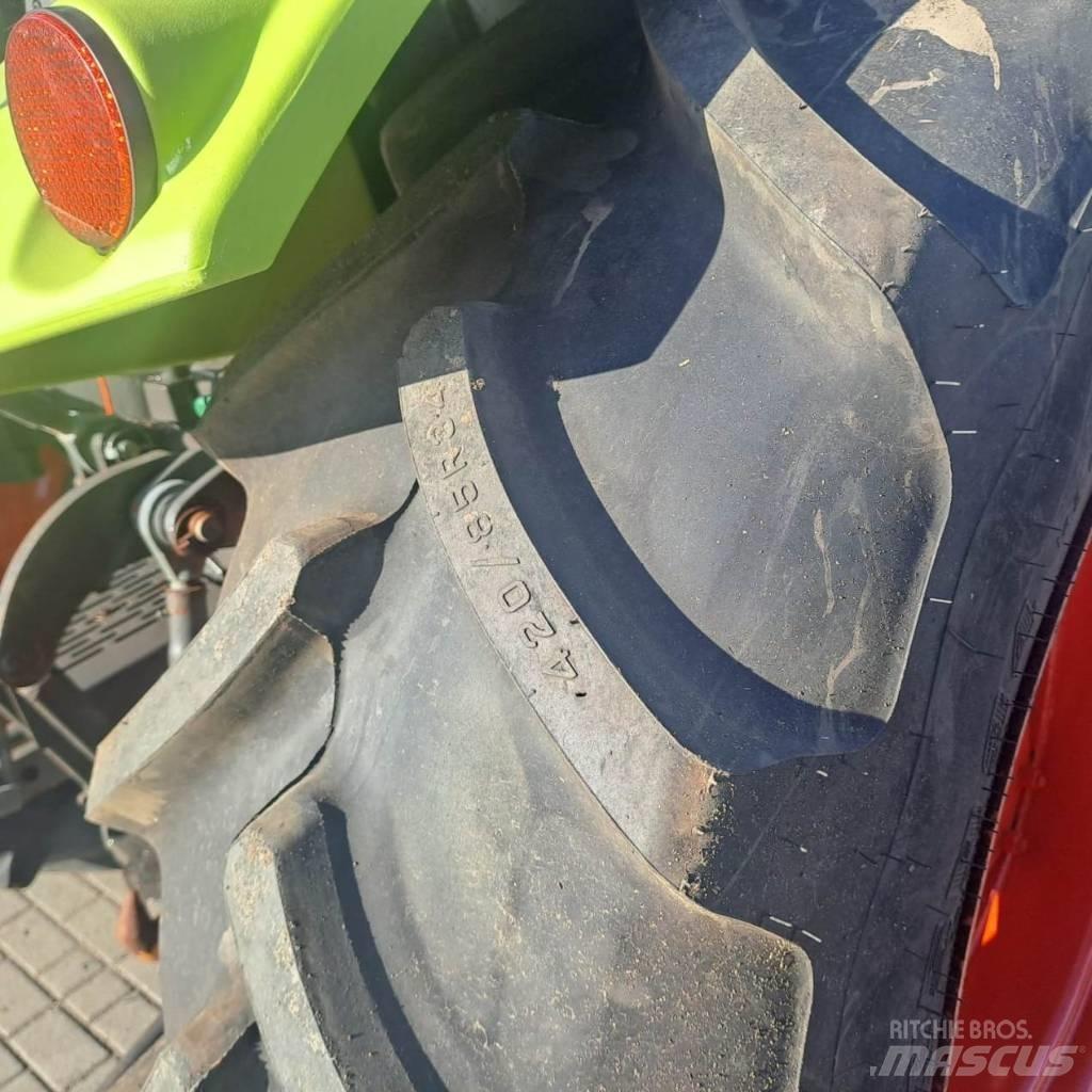 CLAAS Axos 330 Ciągniki rolnicze