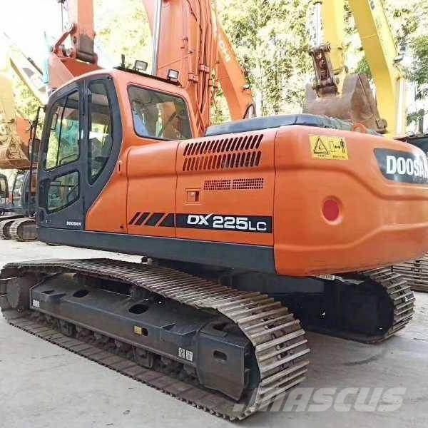 Doosan dx225 Koparki gąsienicowe