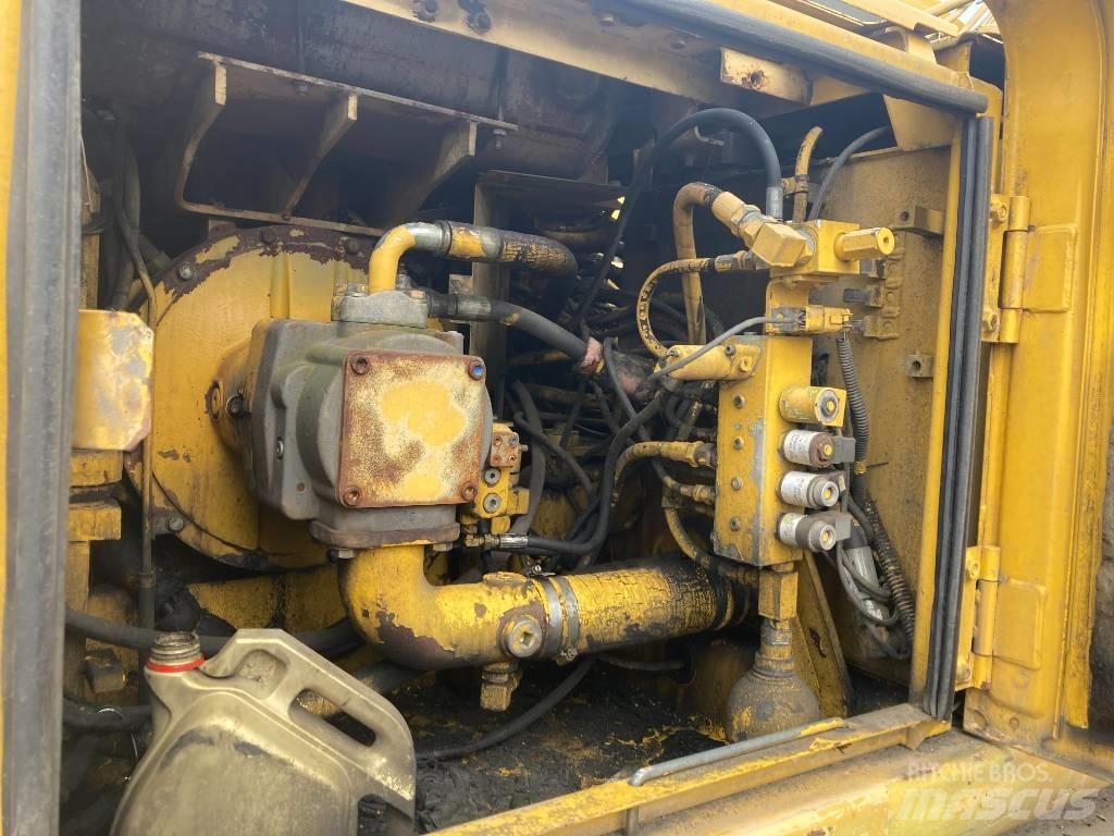 Komatsu PW 170 Koparki kołowe
