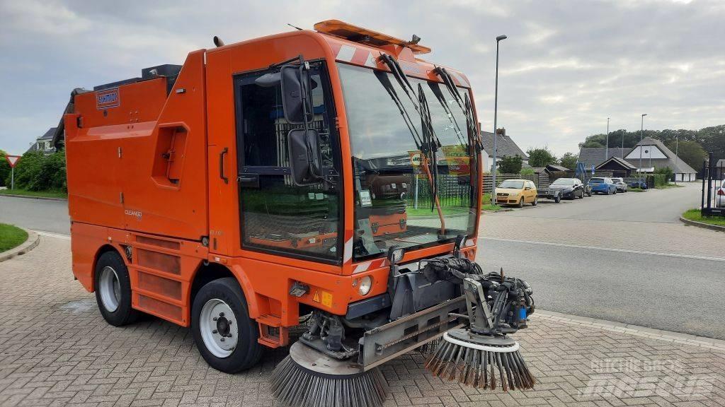 Schmidt Cleango 500 Zamiatarki - Zgarniarki - Odśnieżarki