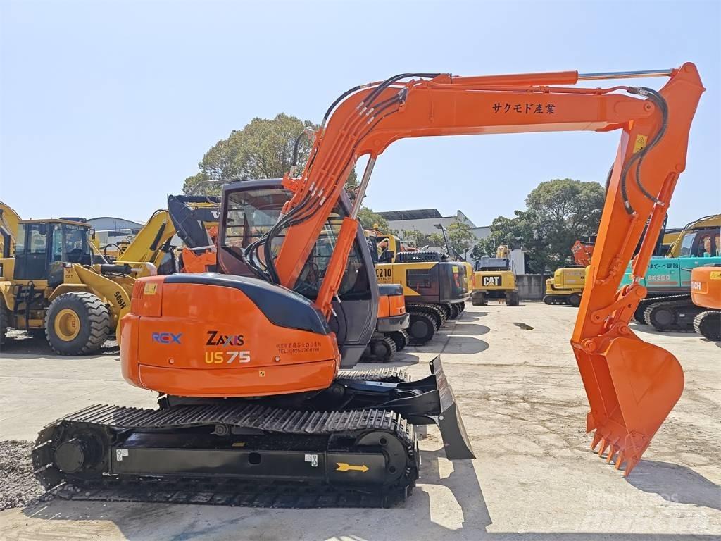 Hitachi ZX 75 Koparki gąsienicowe