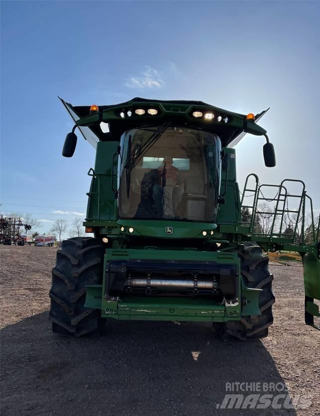 John Deere S 680 Kombajny zbożowe