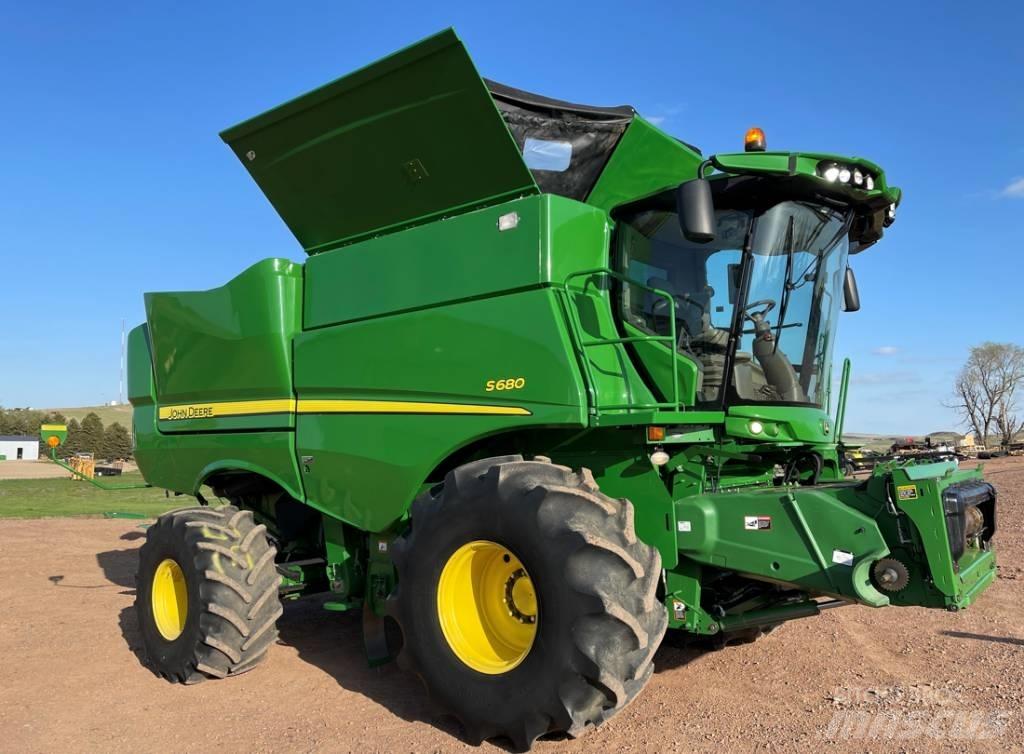 John Deere S 680 Kombajny zbożowe