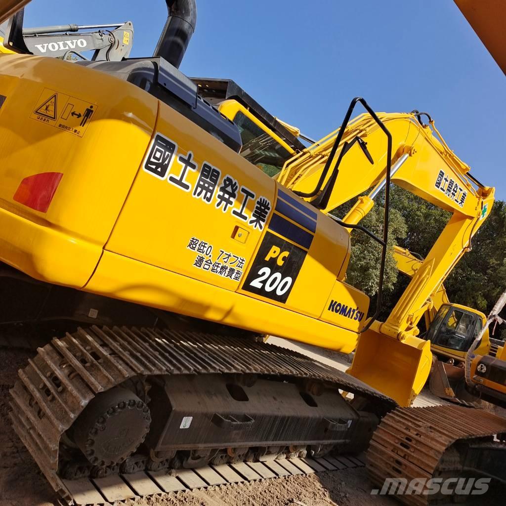 Komatsu PC 200 Koparki gąsienicowe