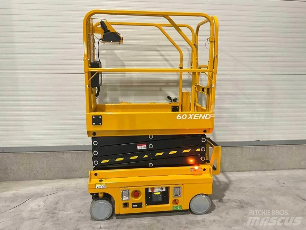 John Deere 60XEND Podnośniki nożycowe