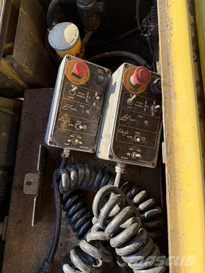 Dynapac F 121 6W Rozściełacze do asfaltu