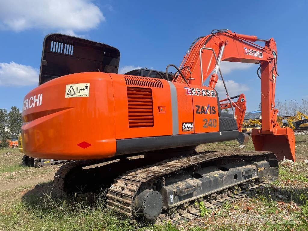 Hitachi ZX 240 Koparki gąsienicowe
