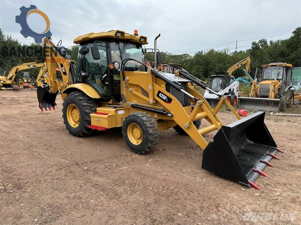CAT 420 F Koparko-ładowarki