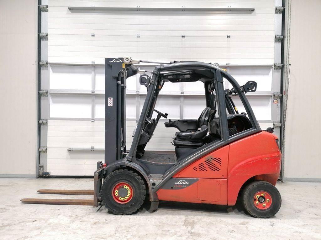 Linde H30T-02 Wózki LPG