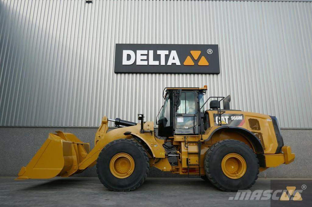 CAT 966M Ładowarki kołowe