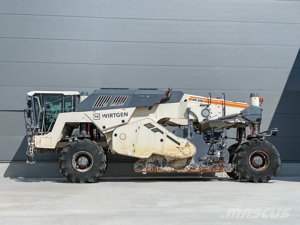 Wirtgen WR 240I Recyklery do asfaltu