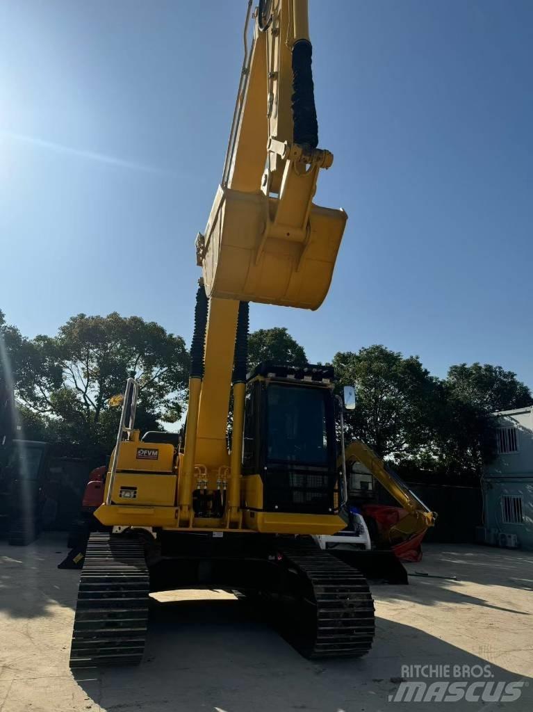 Komatsu PC 200-8 Koparki gąsienicowe