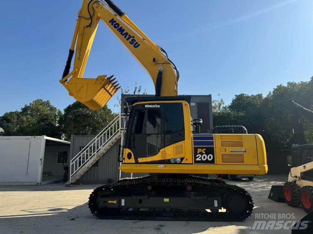 Komatsu PC 200-8 Koparki gąsienicowe