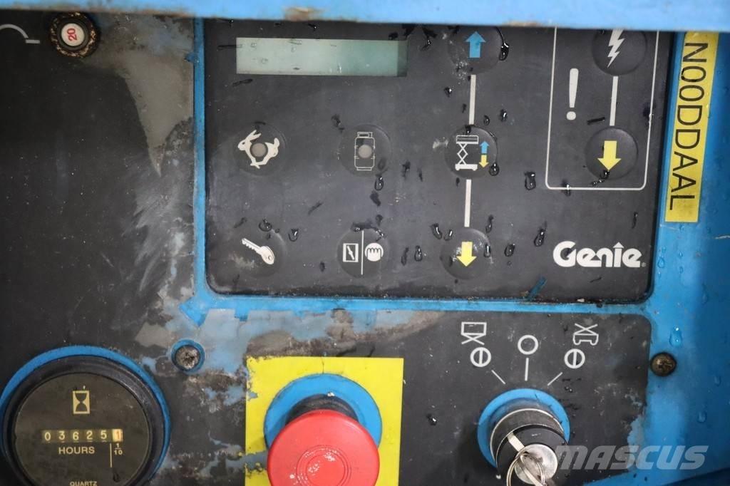 Genie GS2668RT Podnośniki nożycowe