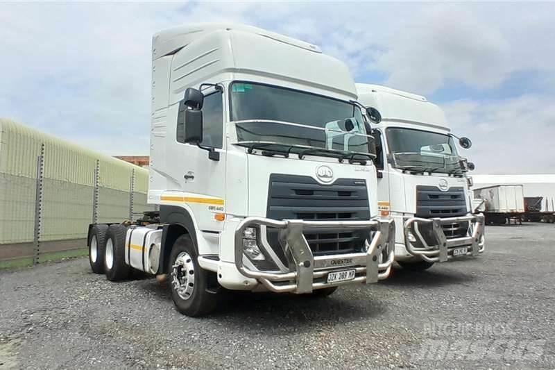 UD Quester GWE440 Inne
