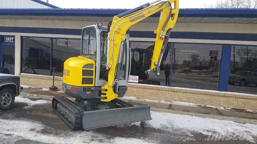 Wacker Neuson EZ38 Koparki gąsienicowe