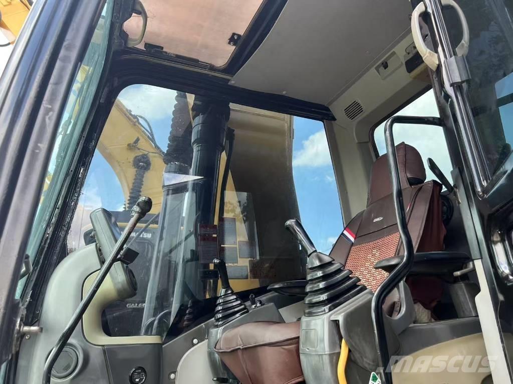 CAT 323DL Koparki gąsienicowe