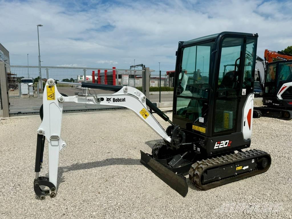 Bobcat E 20z Minikoparki